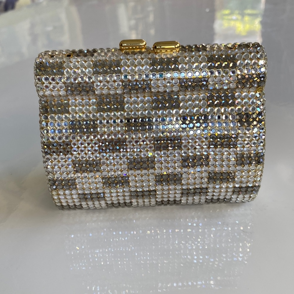 Evening bag, GORGEOUS, LIKE NEW, use a clutch or with beautiful filigree strap